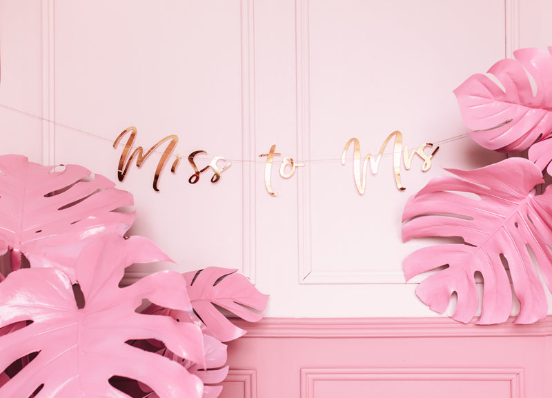 Banner, Miss to Mrs, 76cm